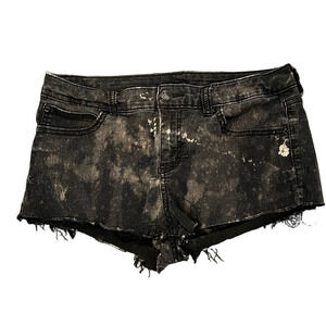 Jennifer Lopez UPCYCLED bleach dyed denim shorts - 8 / 28